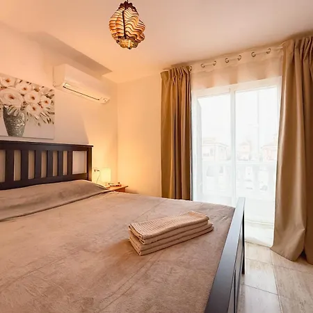 Marino - 2br Retreat W Patio & Swimming Pool Semesterbostad *