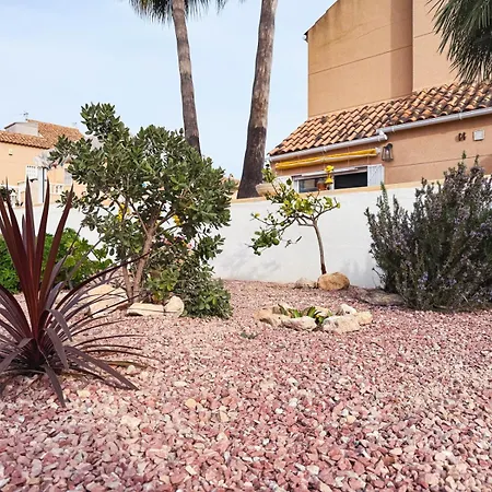 Marino - 2br Retreat W Patio & Swimming Pool Semesterbostad Torrevieja