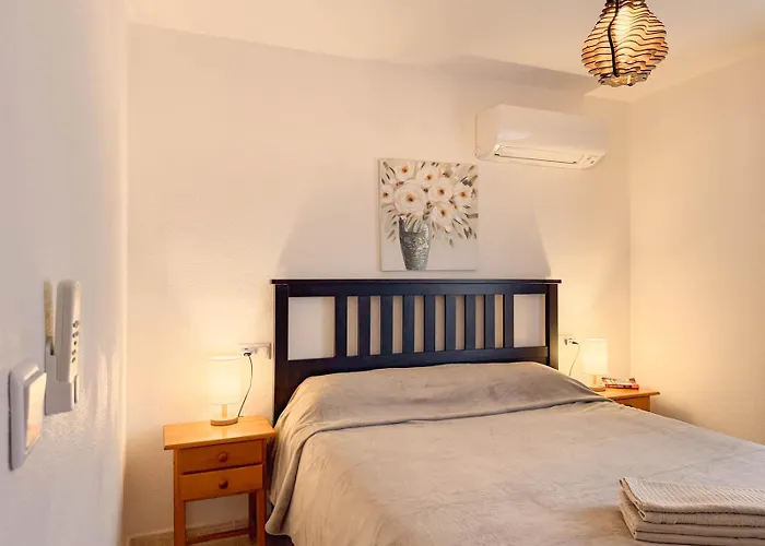 Marino - 2br Retreat W Patio & Swimming Pool Semesterbostad *