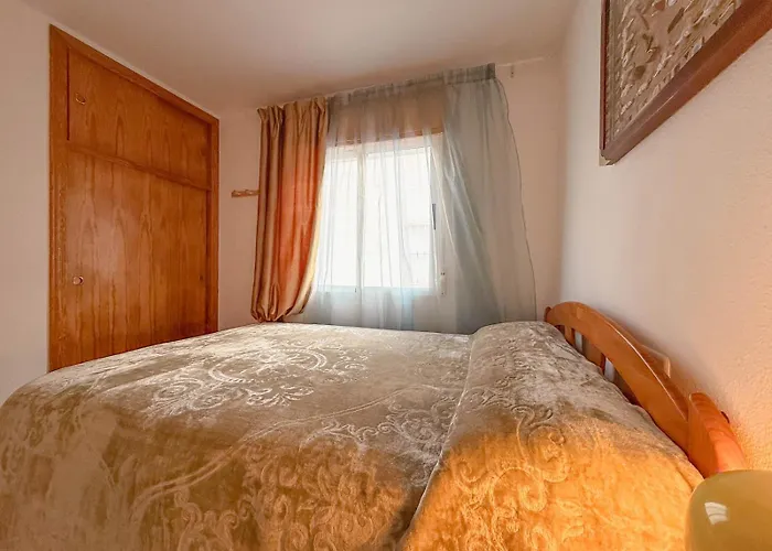 Marino - 2br Retreat W Patio & Swimming Pool Semesterbostad *