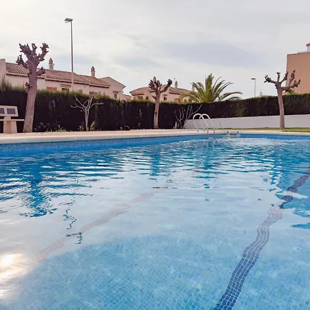 Marino - 2br Retreat W Patio & Swimming Pool * Torrevieja