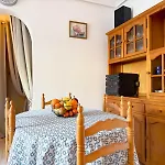Дом отдыха Marino - 2br Retreat W Patio & Swimming Pool