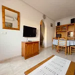 Marino - 2br Retreat W Patio & Swimming Pool